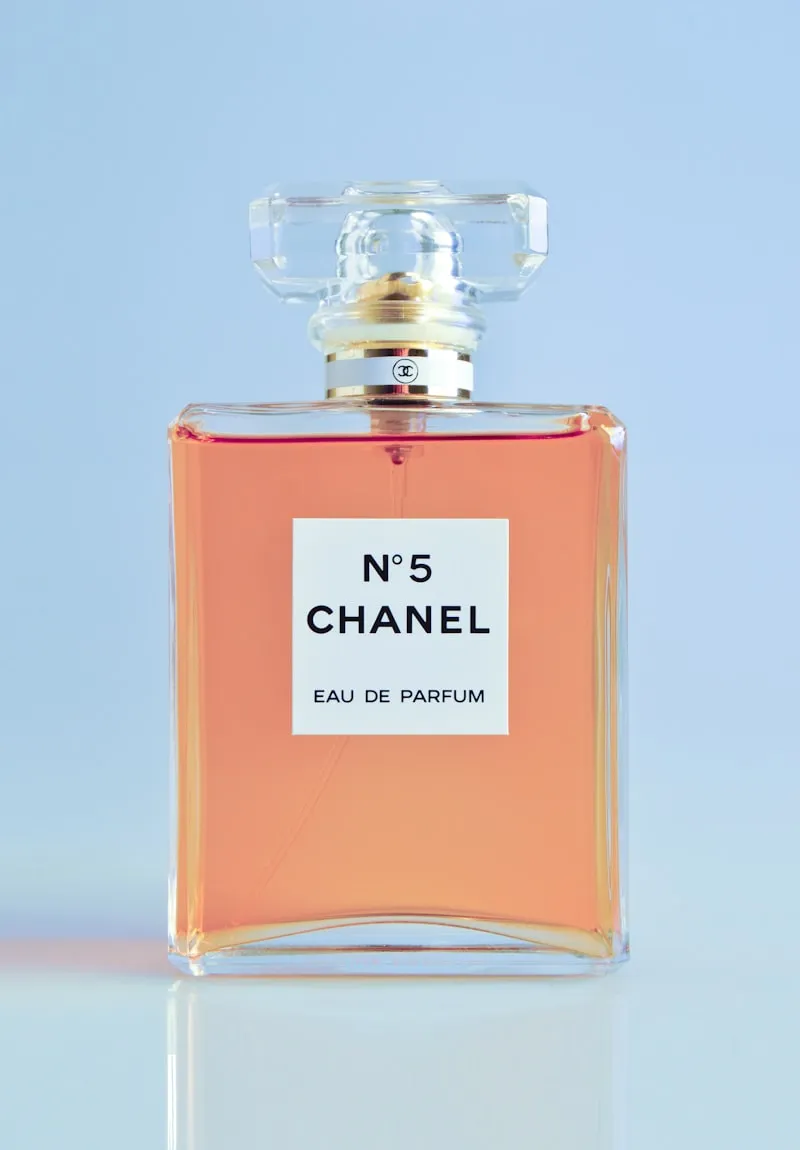 Idée Cadeau Beauté à Antibes : Offrir un Moment de Bien-Être